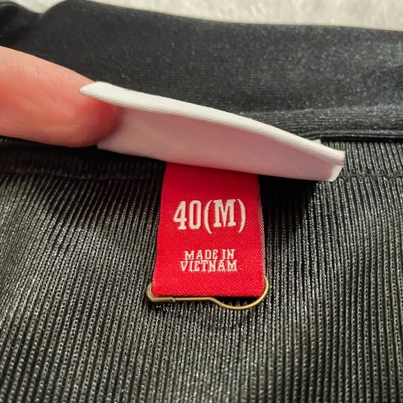 Mitchell & Ness Black Atlanta Falcons Michael Vick Jersey - Picture 5 of 9